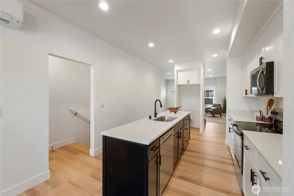 $459,990 | 117 Orchard Avenue South, Unit A, Eatonville, WA 98328