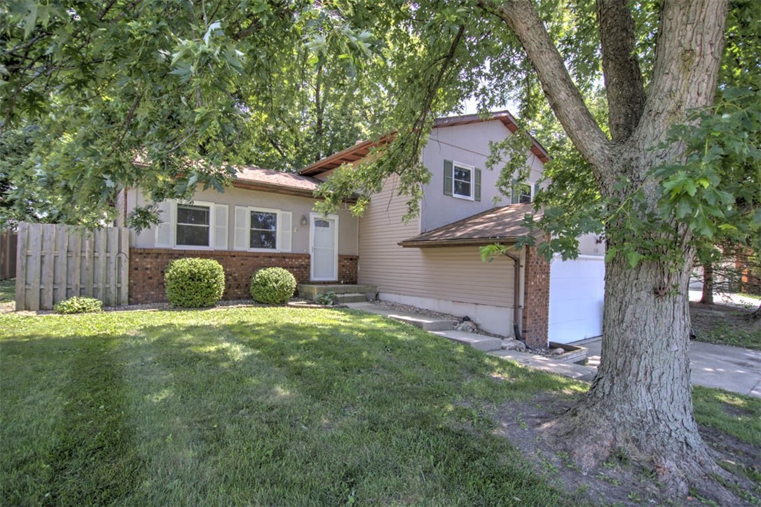 870 South Green Meadow Drive Decatur, IL 62521 - Photo 2 of 27