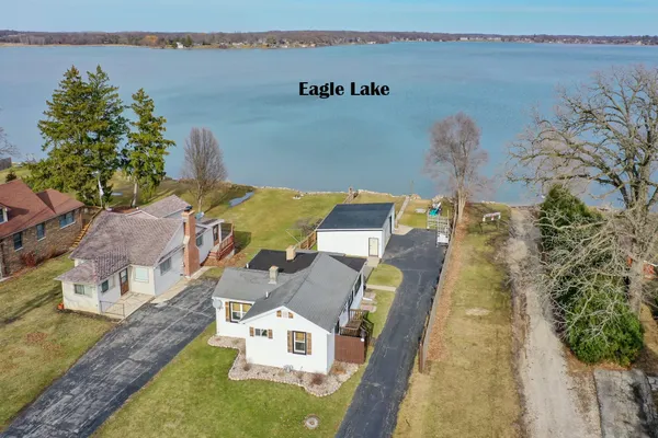 $699,000 | 2225 Lakeshore Drive, Dover, WI 53139