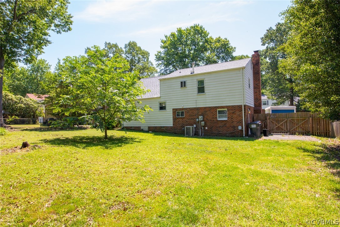 9612 Riddle Road Chesterfield, VA 23832 - Photo 8 of 31