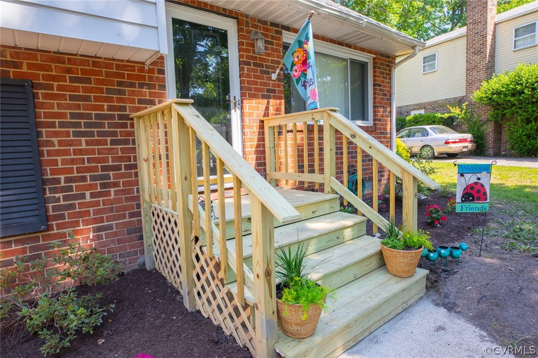 9612 Riddle Road Chesterfield, VA 23832 - Photo 10 of 31
