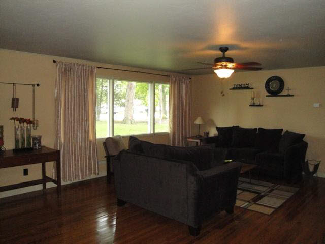 2107 Bashor Road Goshen, IN 46526 - Photo 5 of 16 Gallery Image 5