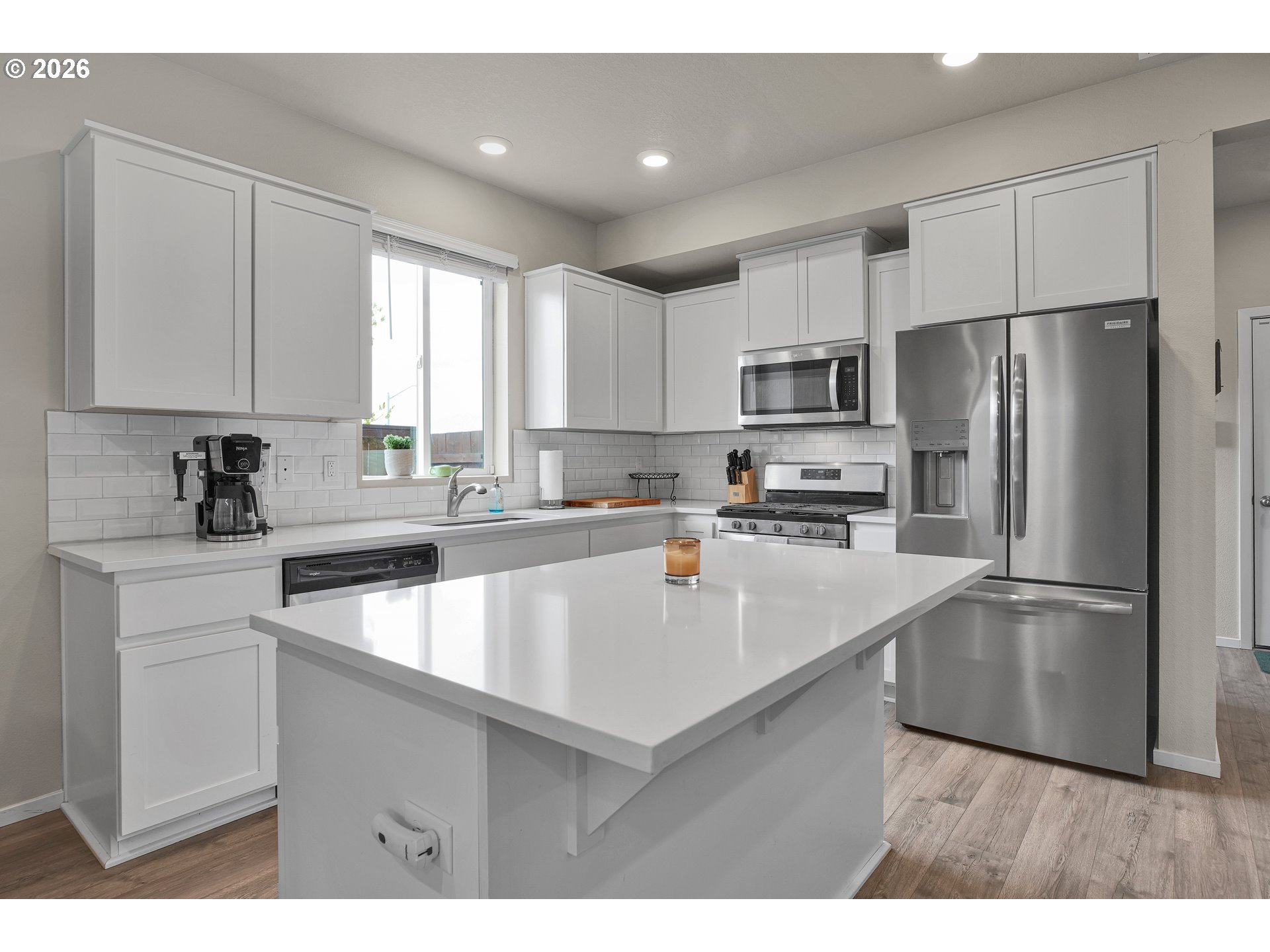 3758 Southwest Redfern Avenue Gresham, OR 97080 - Photo 16 of 47