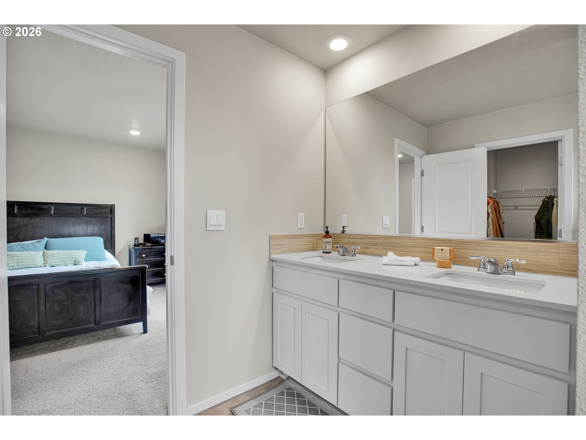 3758 Southwest Redfern Avenue Gresham, OR 97080 - Photo 26 of 47