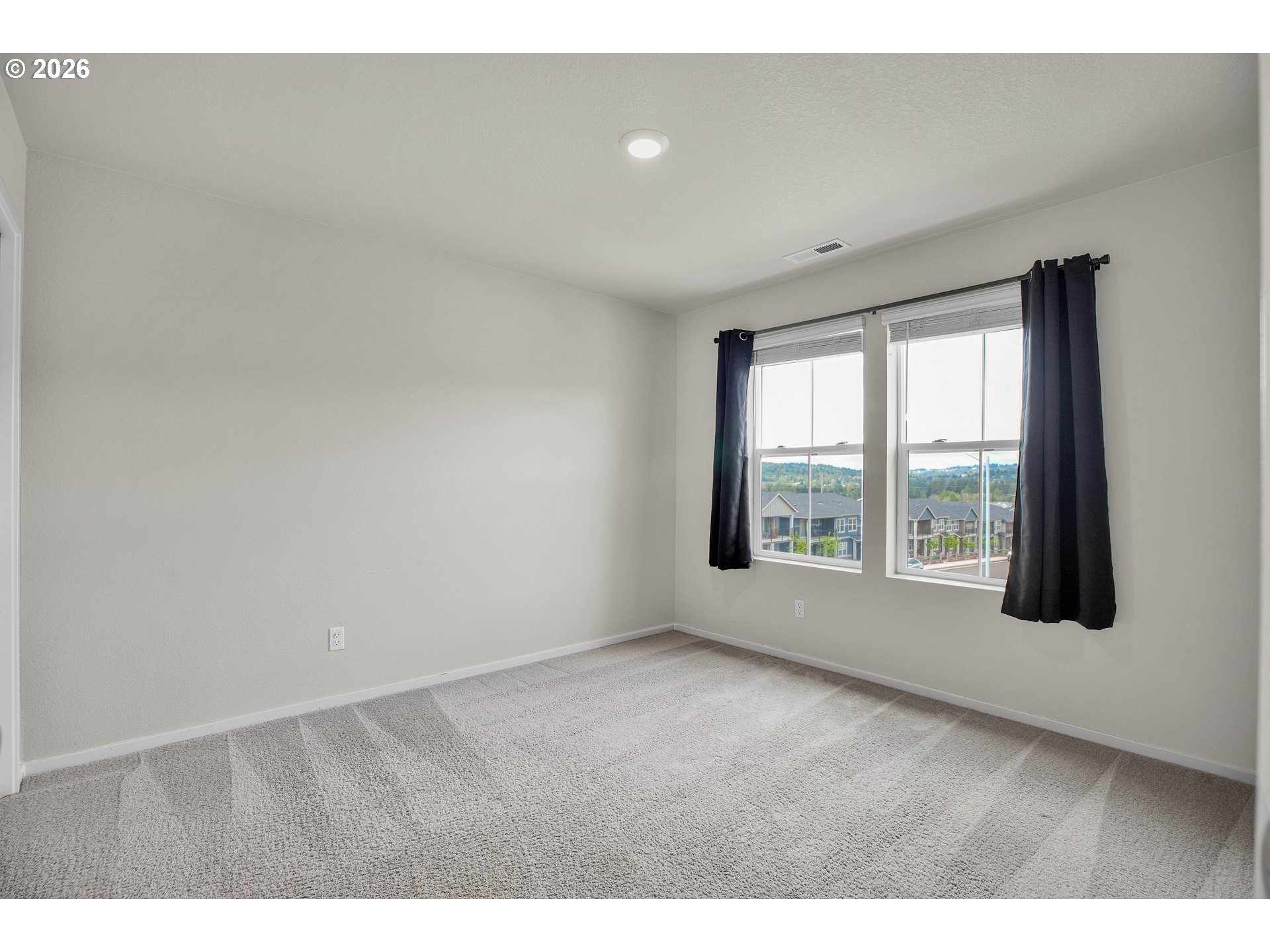 3758 Southwest Redfern Avenue Gresham, OR 97080 - Photo 33 of 47