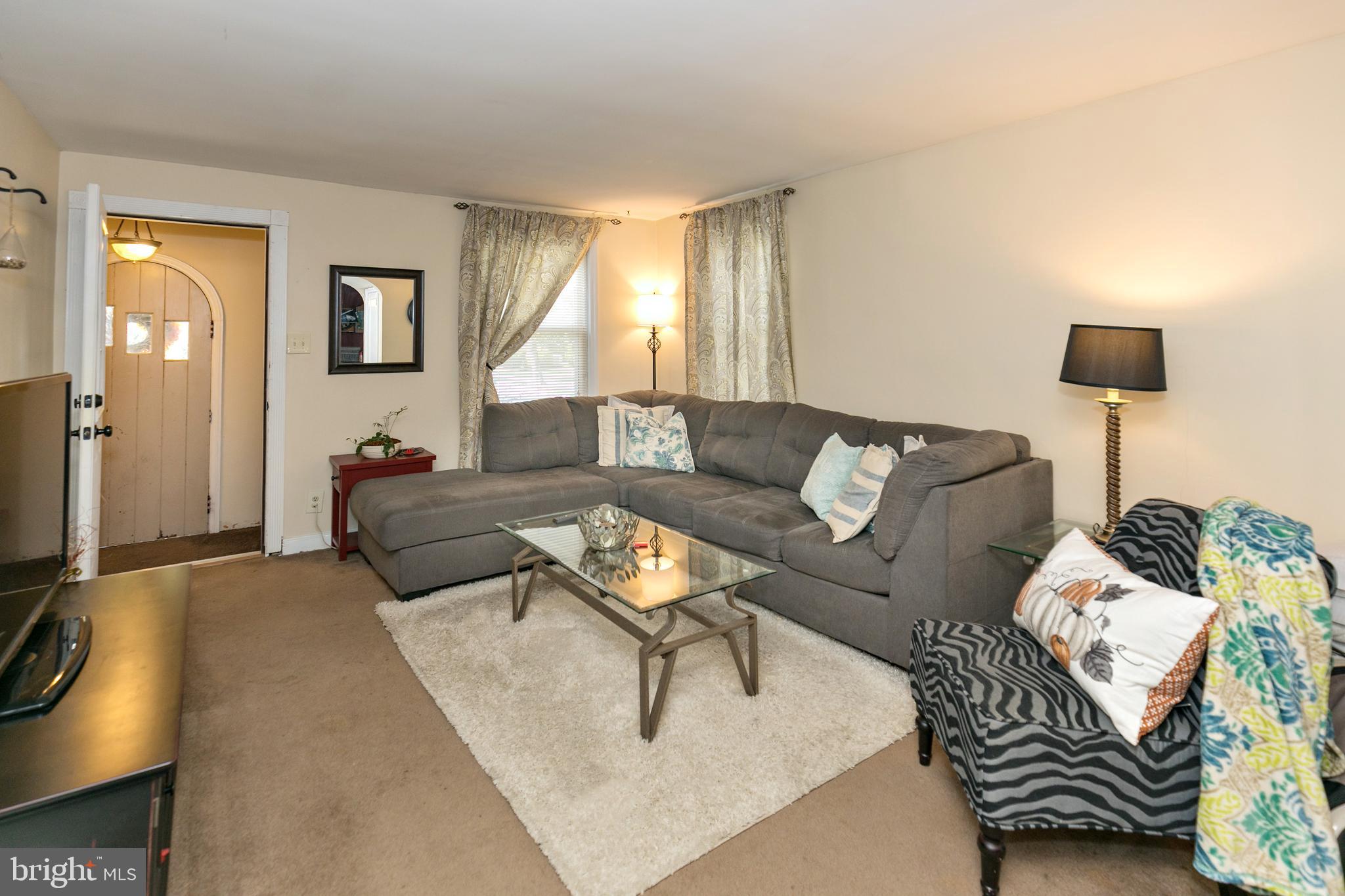 400 Stone Road Laurel Springs, NJ 08021 - Photo 16 of 34 Unit 1 Living Room