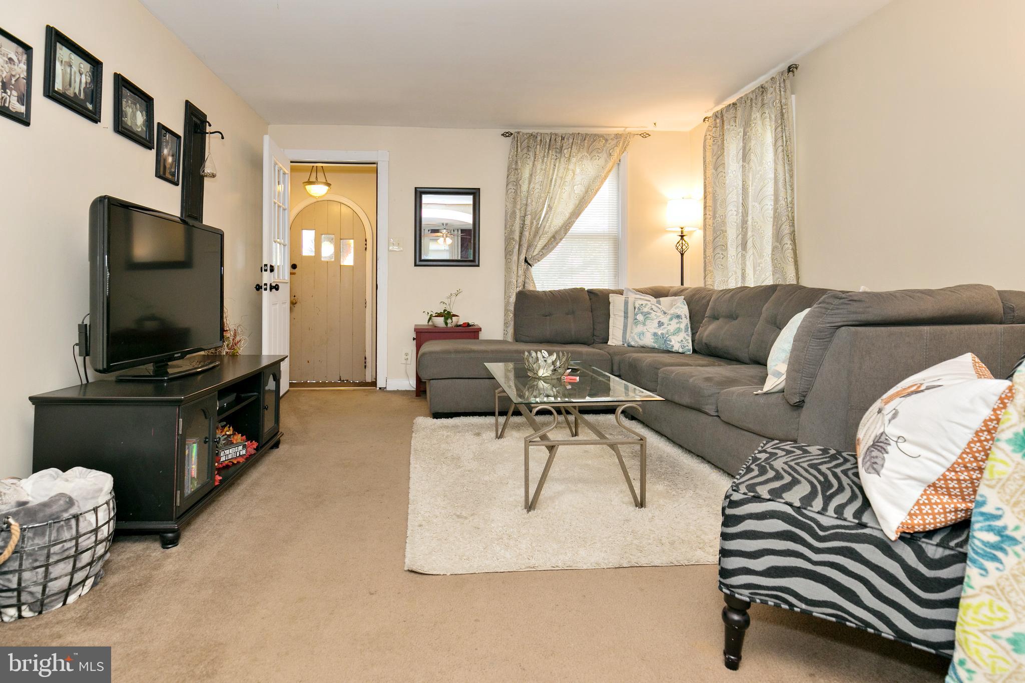 400 Stone Road Laurel Springs, NJ 08021 - Photo 17 of 34 Unit 1 Living Room