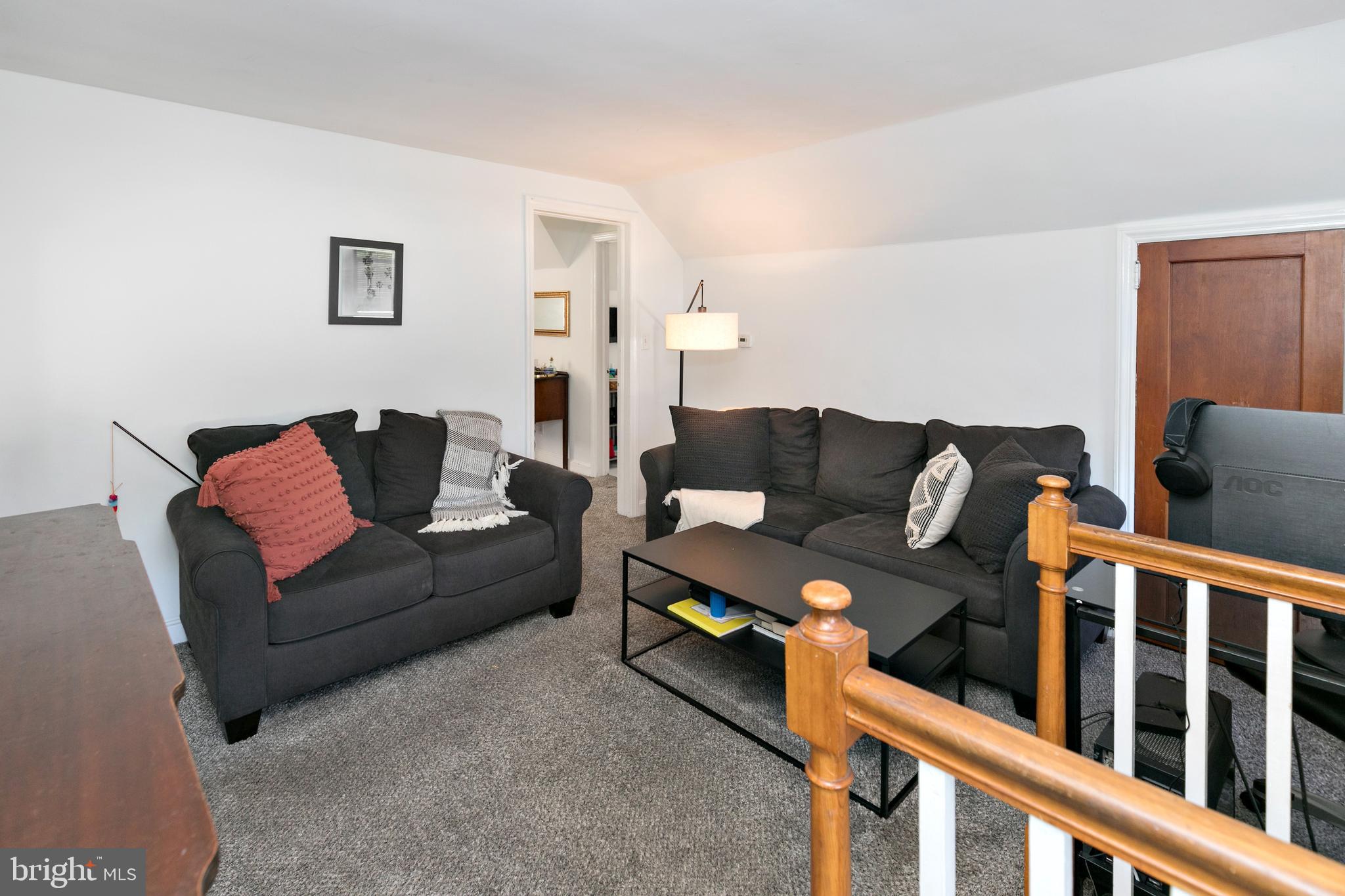 400 Stone Road Laurel Springs, NJ 08021 - Photo 5 of 34 Unit 2 Living Room