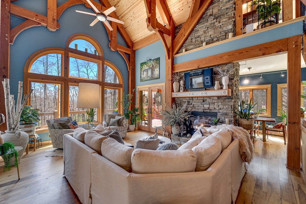 6736 Wayah Road Franklin, NC 28734 - Photo 17 of 83 Gallery Image 17