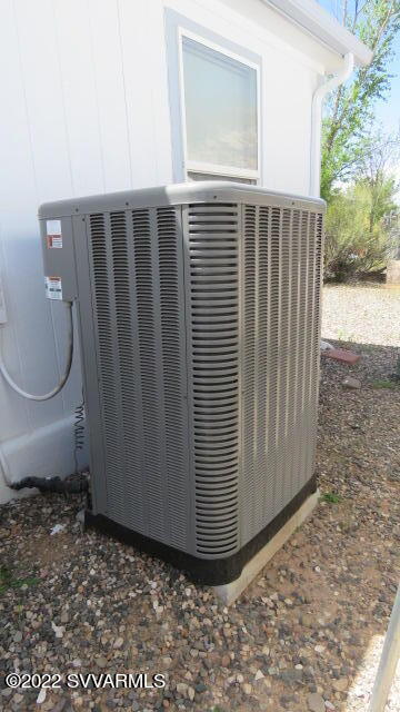 5210 North Dave Wingfield Road Rimrock, AZ 86335 - Photo 36 of 43 2022 new heat pump