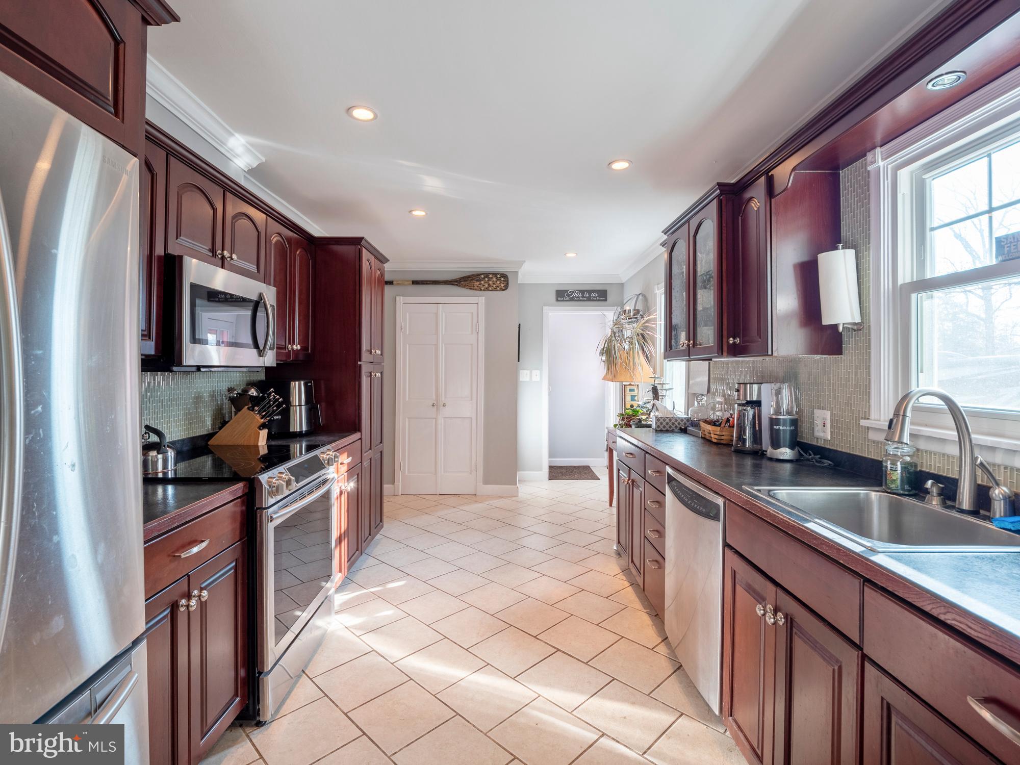 1925 Fairfax Road Annapolis, MD 21401 - Photo 11 of 38