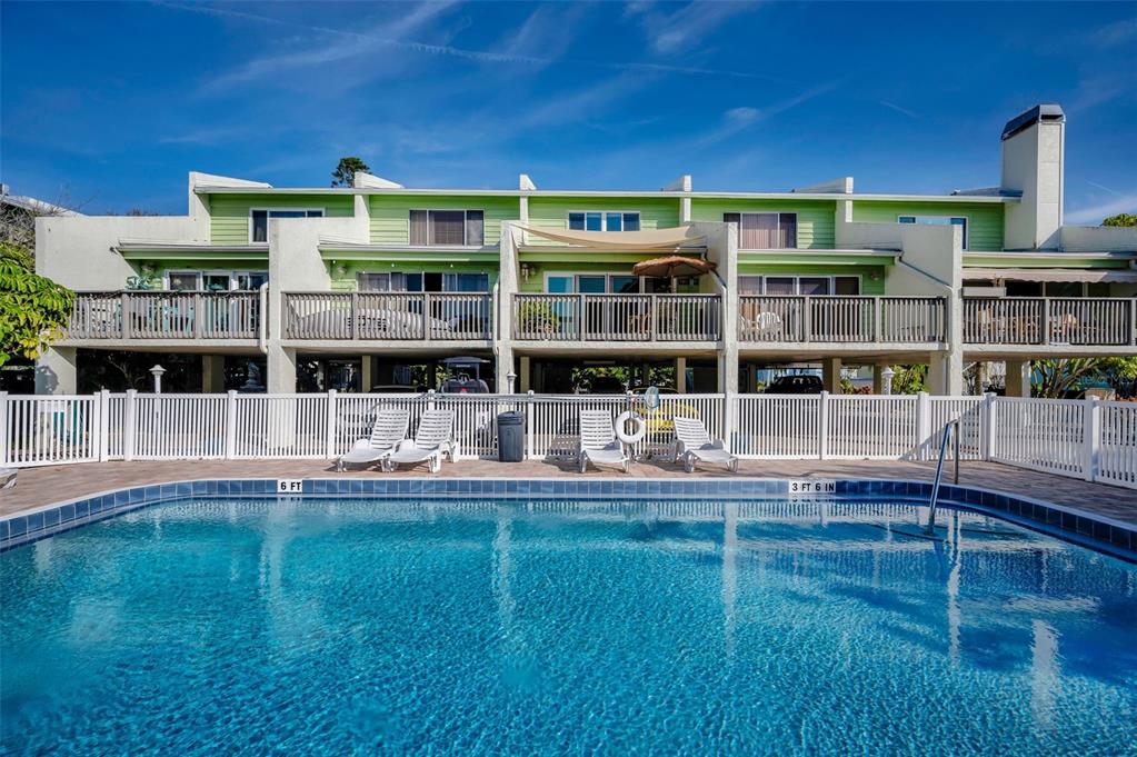 318 Windrush Boulevard, Unit 10 Indian Rocks Beach, FL 33785 - Photo 11 of 88