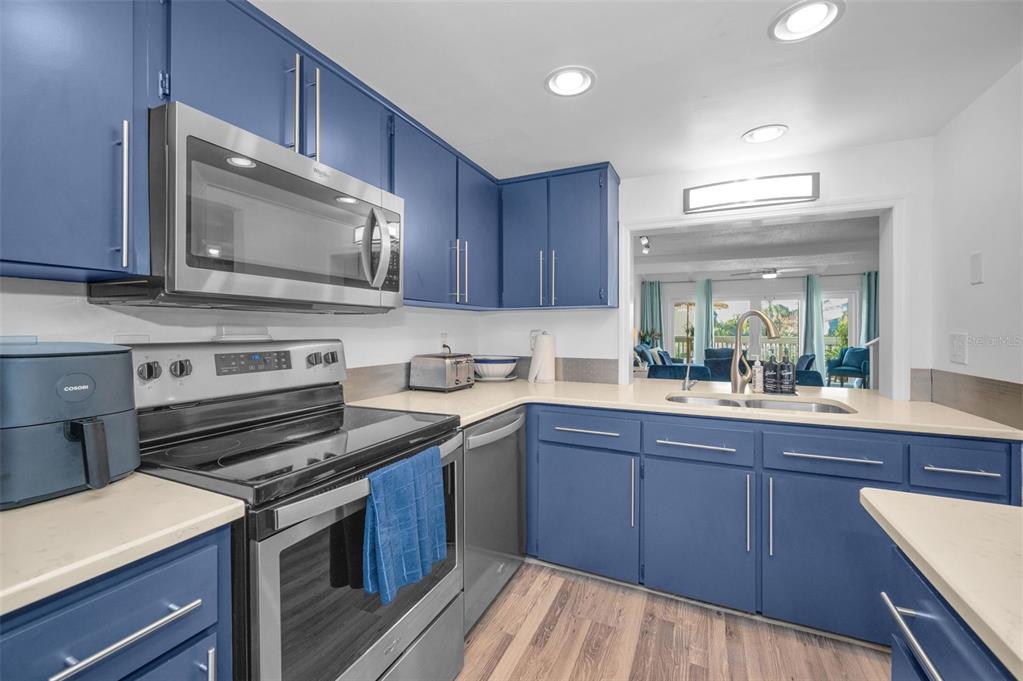 318 Windrush Boulevard, Unit 10 Indian Rocks Beach, FL 33785 - Photo 44 of 88