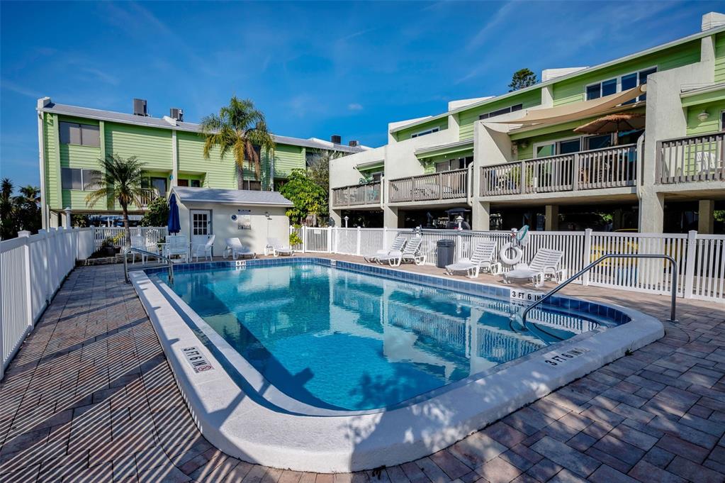 318 Windrush Boulevard, Unit 10 Indian Rocks Beach, FL 33785 - Photo 81 of 88