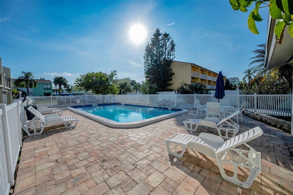 318 Windrush Boulevard, Unit 10 Indian Rocks Beach, FL 33785 - Photo 83 of 88