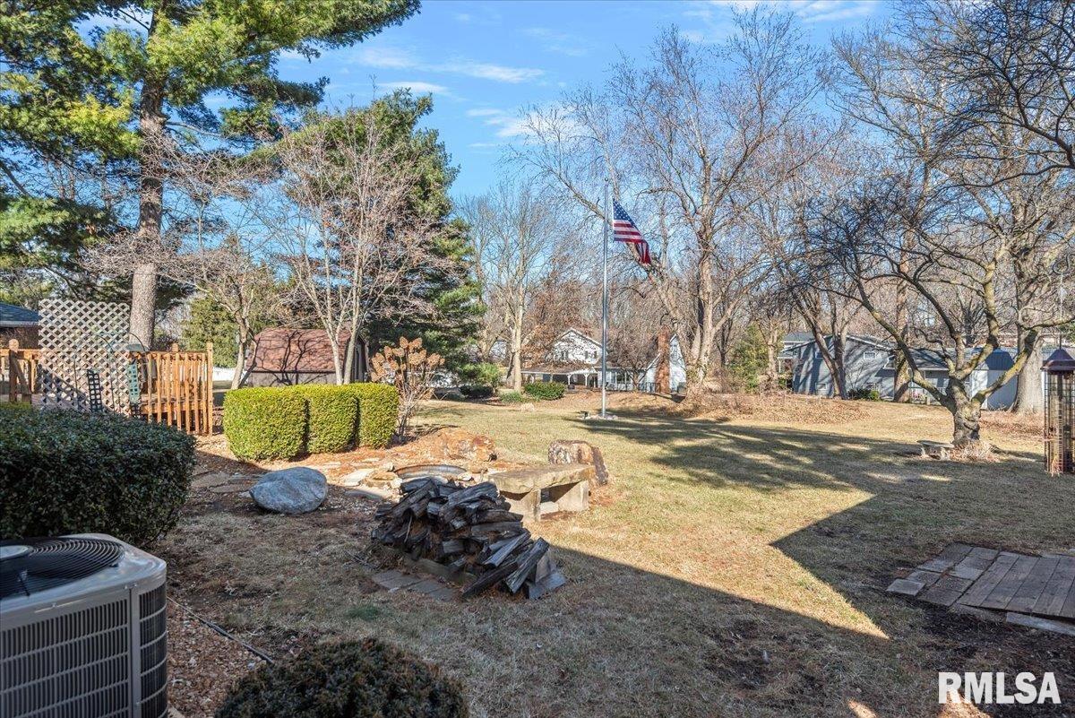 218 Wild Rose Lane Rochester, IL 62563 - Photo 36 of 39