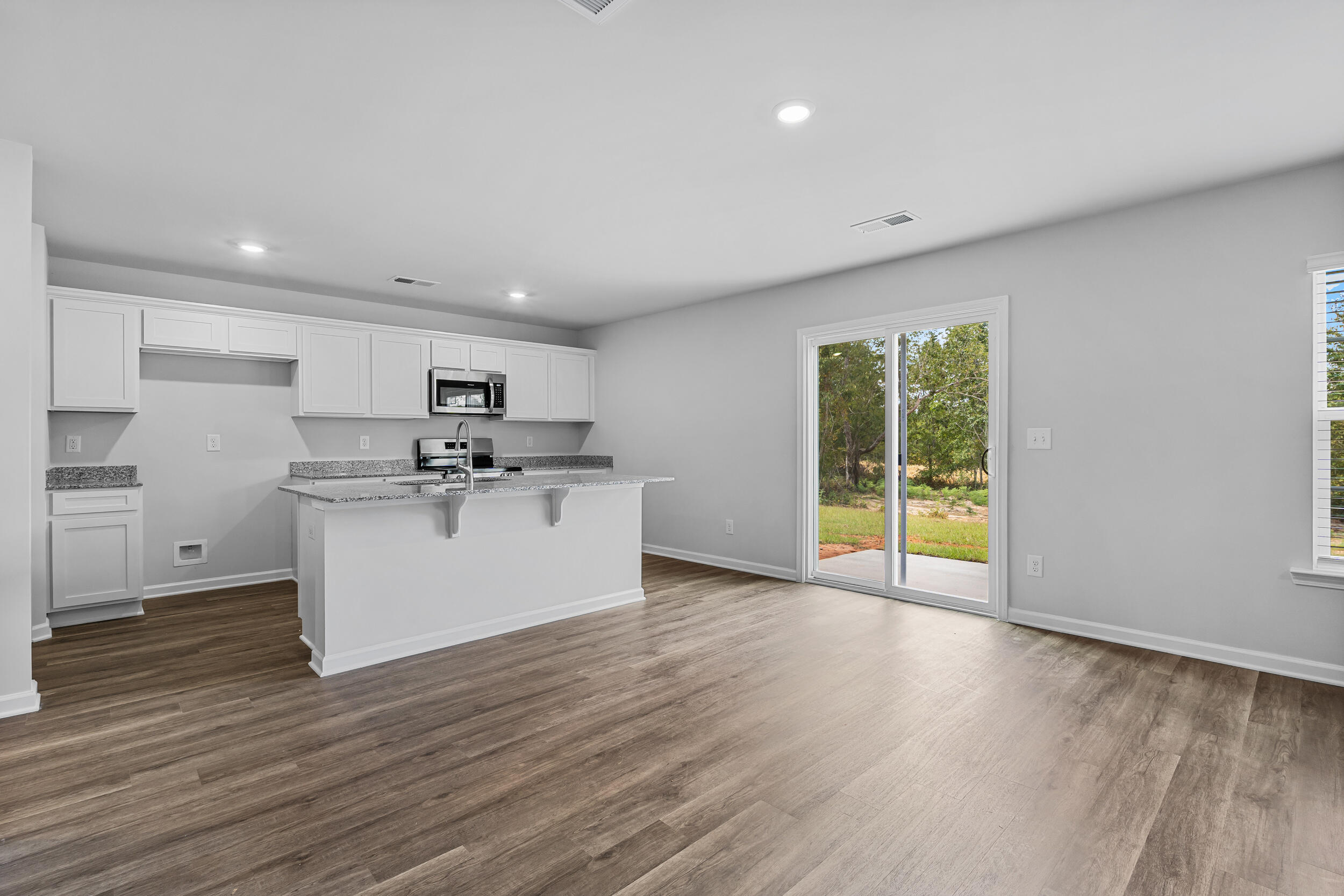 2273 Citation Street, Unit 16 Sumter, SC 29153 - Photo 7 of 30 Stock photo