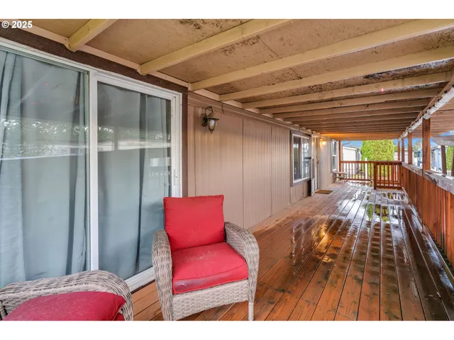 a view of outdoor space