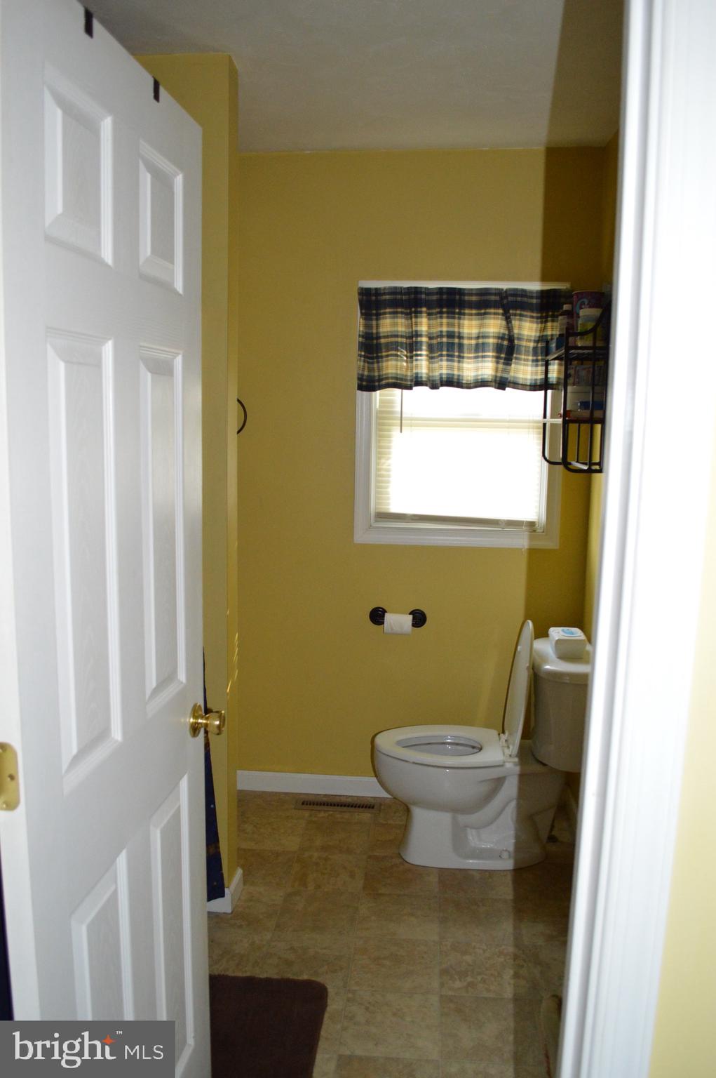 9 Stuart Avenue Hanover, PA 17331 - Photo 8 of 19 Gallery Image 8