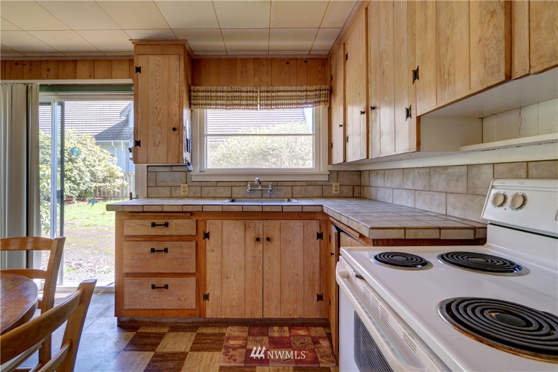 6421 Northeast North Shore Road Belfair, WA 98528 - Photo 11 of 25 Gallery Image 11