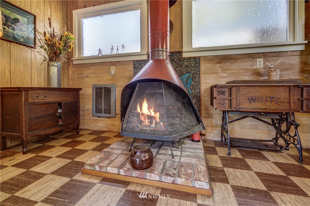 6421 Northeast North Shore Road Belfair, WA 98528 - Photo 7 of 25 Gallery Image 7