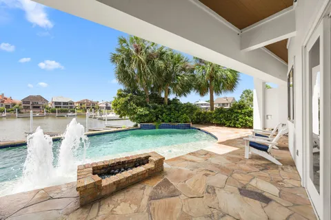 $2,399,000 | 721 Harborside Way, League City, TX 77565