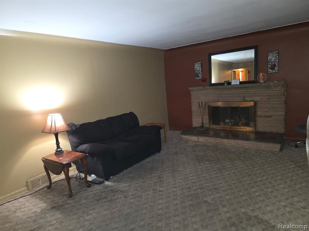 4656 Toepfer Road Warren, MI 48091 - Photo 4 of 10