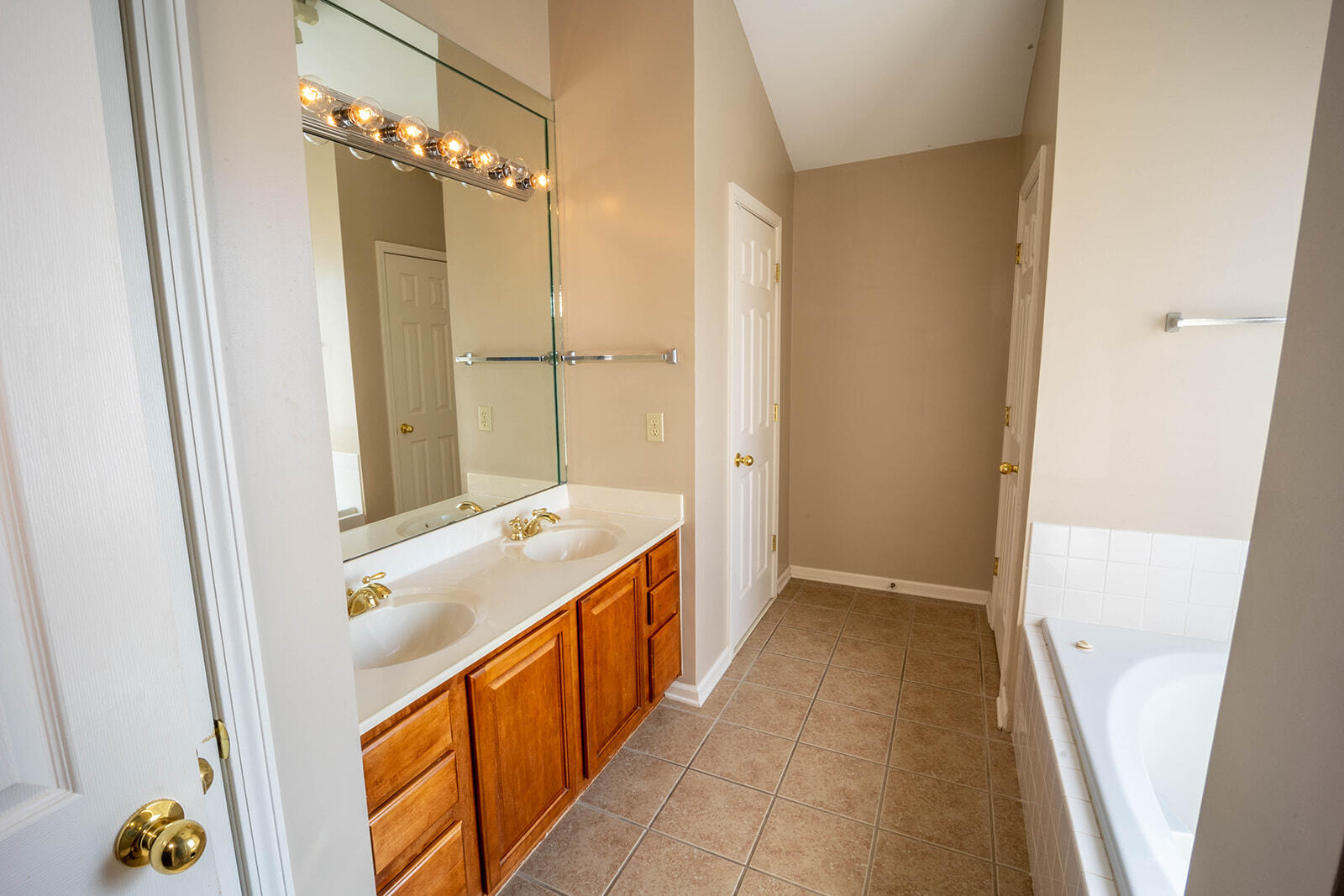 252 Bittersweet Way Lexington, KY 40515 - Photo 31 of 51 542A6023-HDR