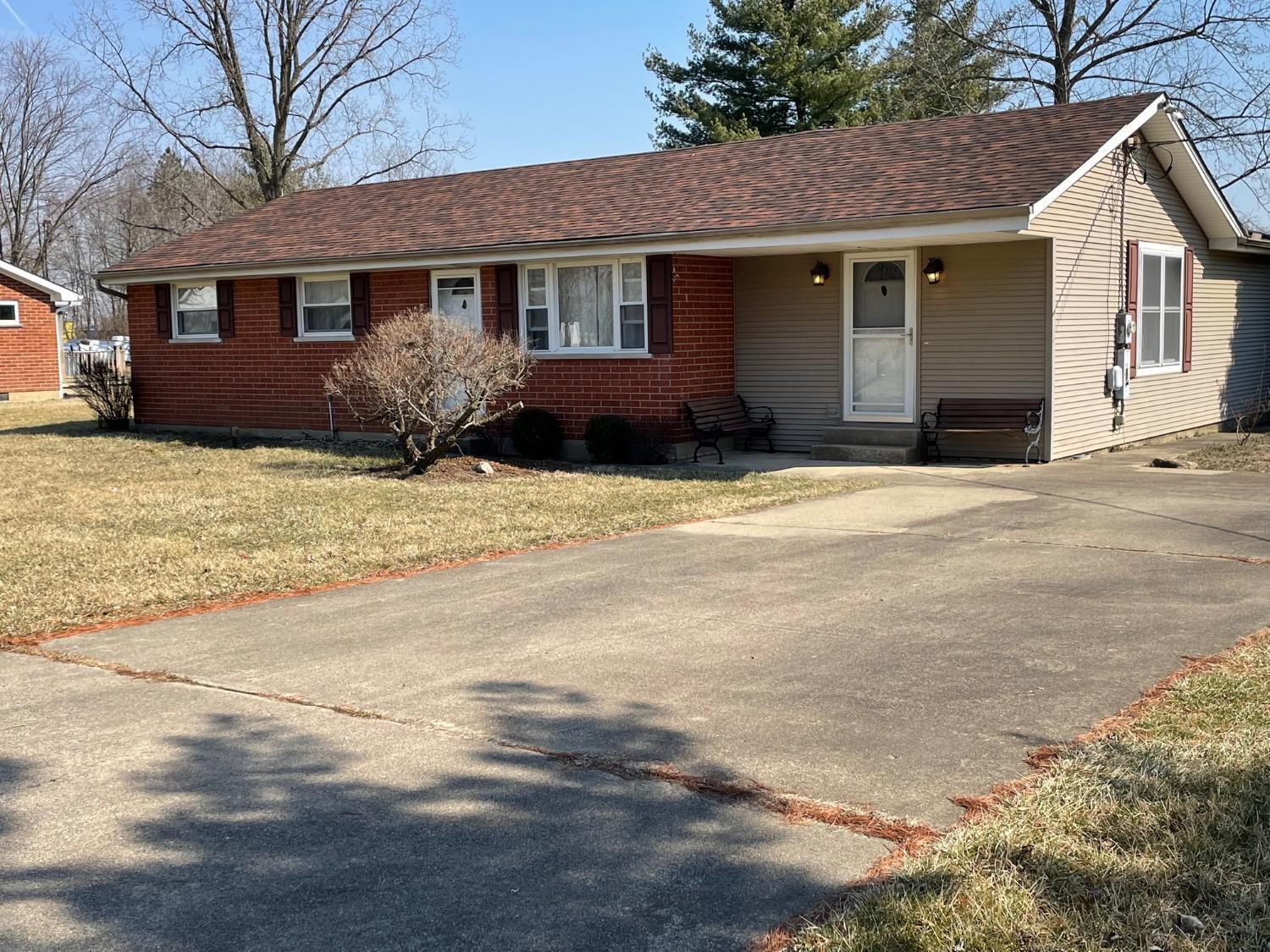 1736 Bell Road Hamilton, OH 45013 - Photo 1 of 4