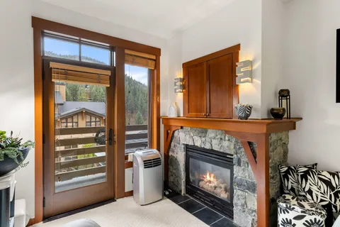 $850,000 | 1750 Village East Road, Unit 409 (5409), Olympic Valley, CA 96146