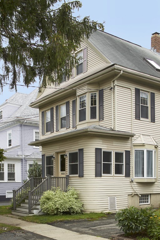46 Highland Road Somerville, MA 02144 - Photo 11 of 13 Gallery Image 11