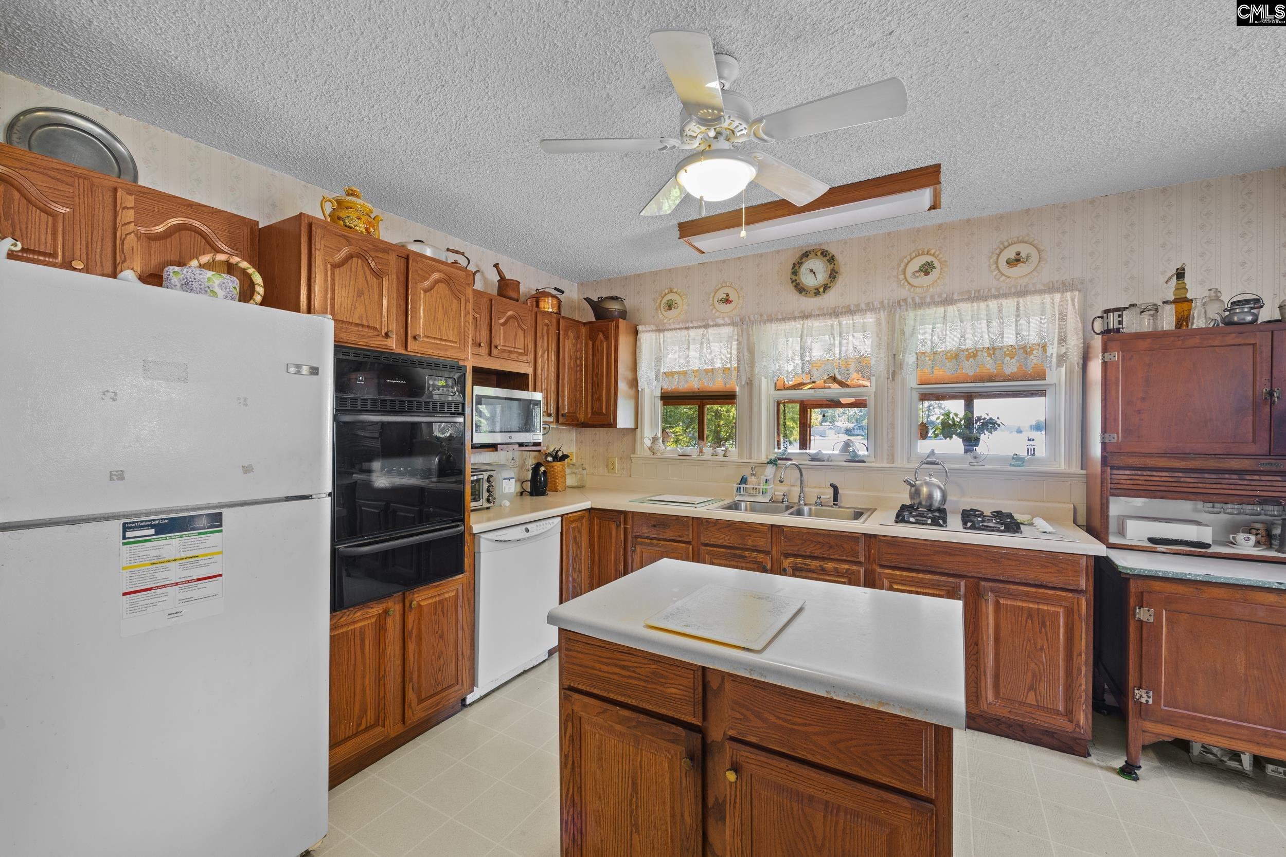 255 Mallard Cove Road Prosperity, SC 29127 - Photo 18 of 92