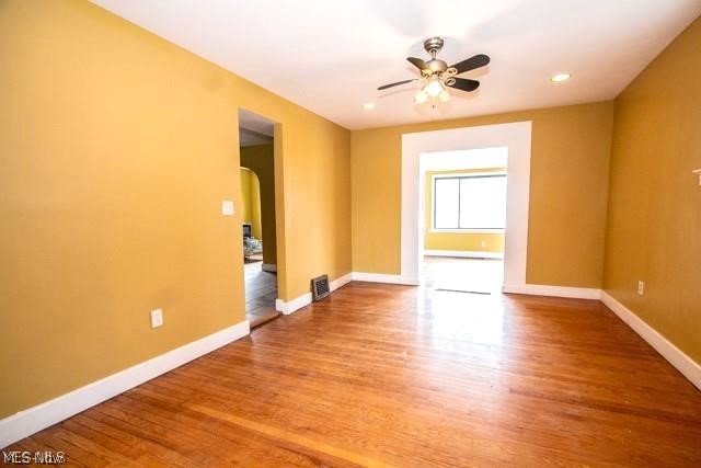 3645 Pennington Road Cleveland, OH 44120 - Photo 5 of 13