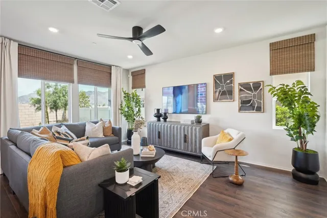 $579,994 | 27521 Araceli Way, Moreno Valley, CA 92555