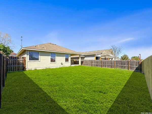 $1,800 | 9566 Everton, San Antonio, TX 78245