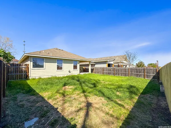 $1,800 | 9566 Everton, San Antonio, TX 78245