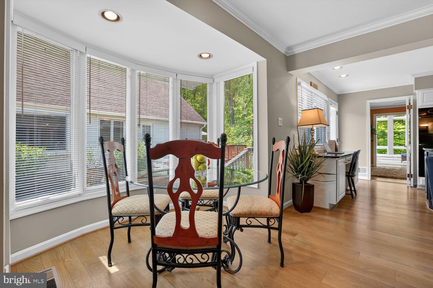 6104 Harmon Place Springfield, VA 22152 - Photo 17 of 98