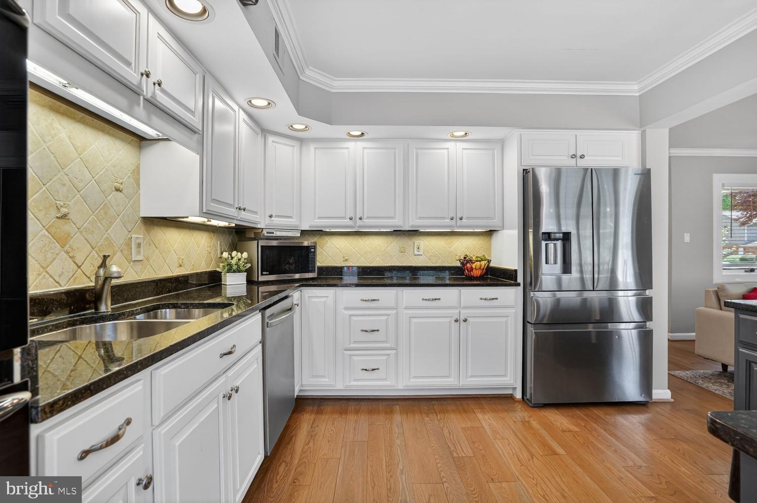 6104 Harmon Place Springfield, VA 22152 - Photo 25 of 98