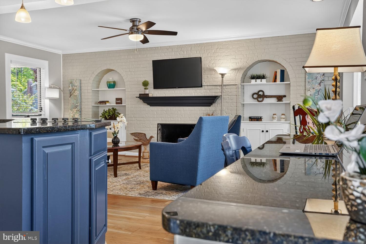 6104 Harmon Place Springfield, VA 22152 - Photo 29 of 98