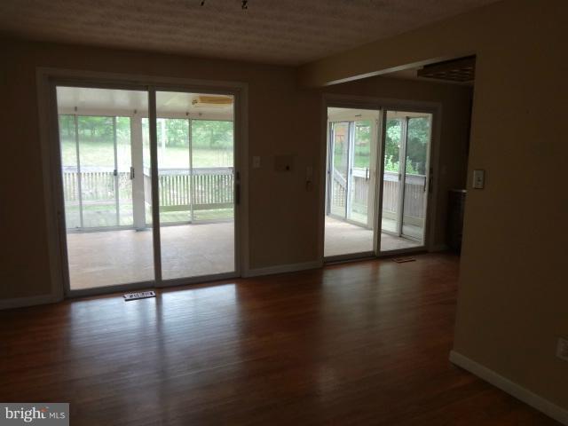 8606 Tupelo Avenue Laurel, MD 20708 - Photo 1 of 13 Dining Room