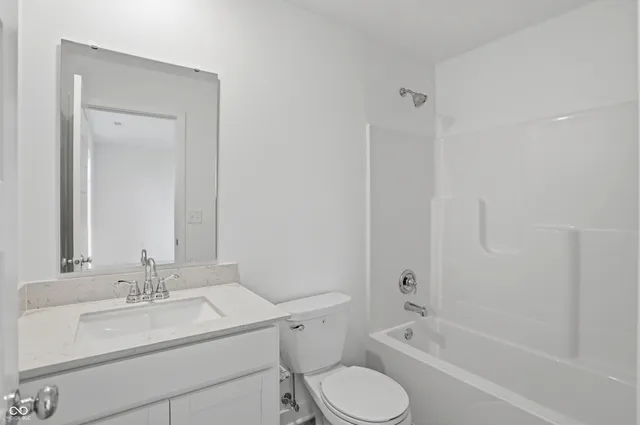 $274,200 | 1640 Colorado Spruce Way, Greenfield, IN 46140