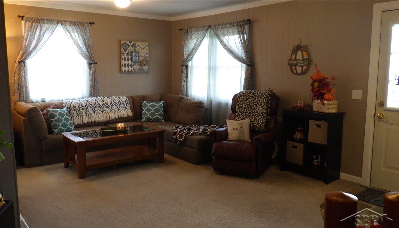 6485 Midland Road Freeland, MI 48623 - Photo 6 of 18 31304020-5.JPG