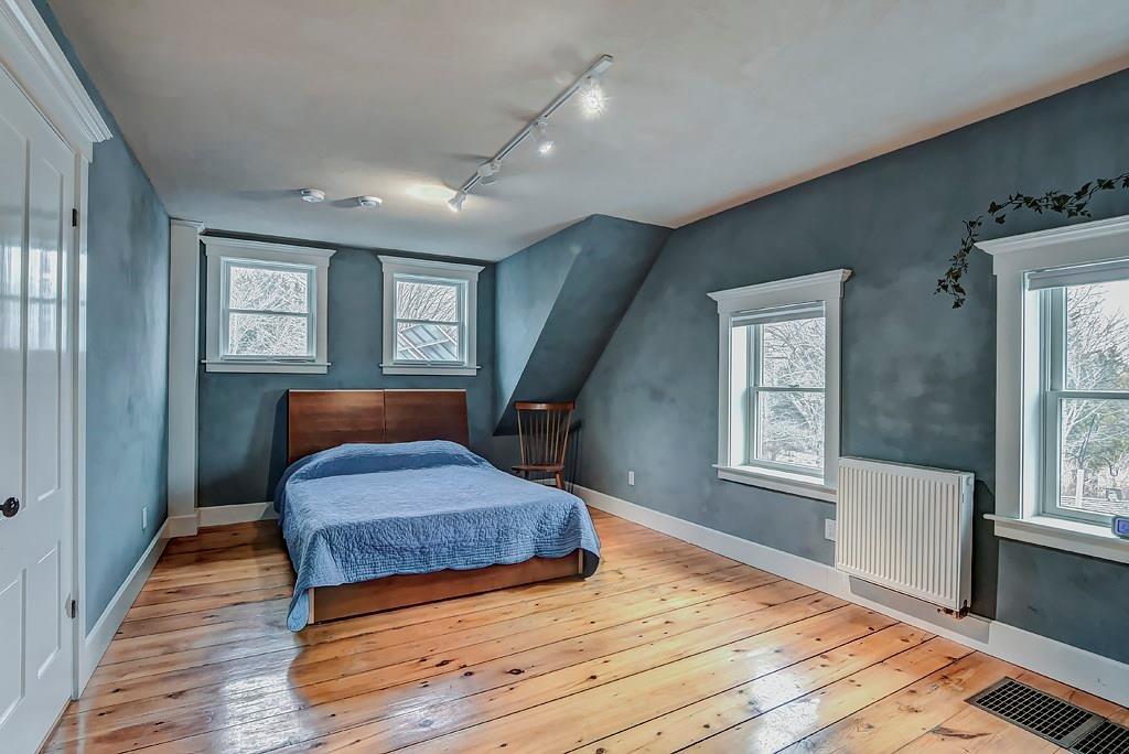 110 Naskeag Point Road Brooklin, ME 04616 - Photo 15 of 34 Second upstairs bedroom in the main...