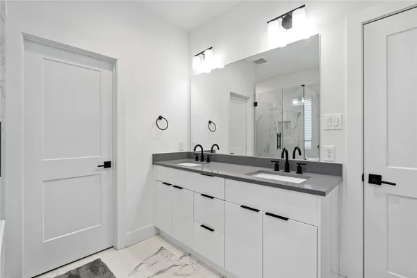 $399,000 | 2404 Hadley Street, Unit C, Houston, TX 77004