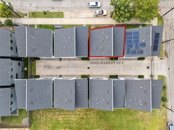 $399,000 | 2404 Hadley Street, Unit C, Houston, TX 77004