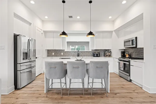 $399,000 | 2404 Hadley Street, Unit C, Houston, TX 77004