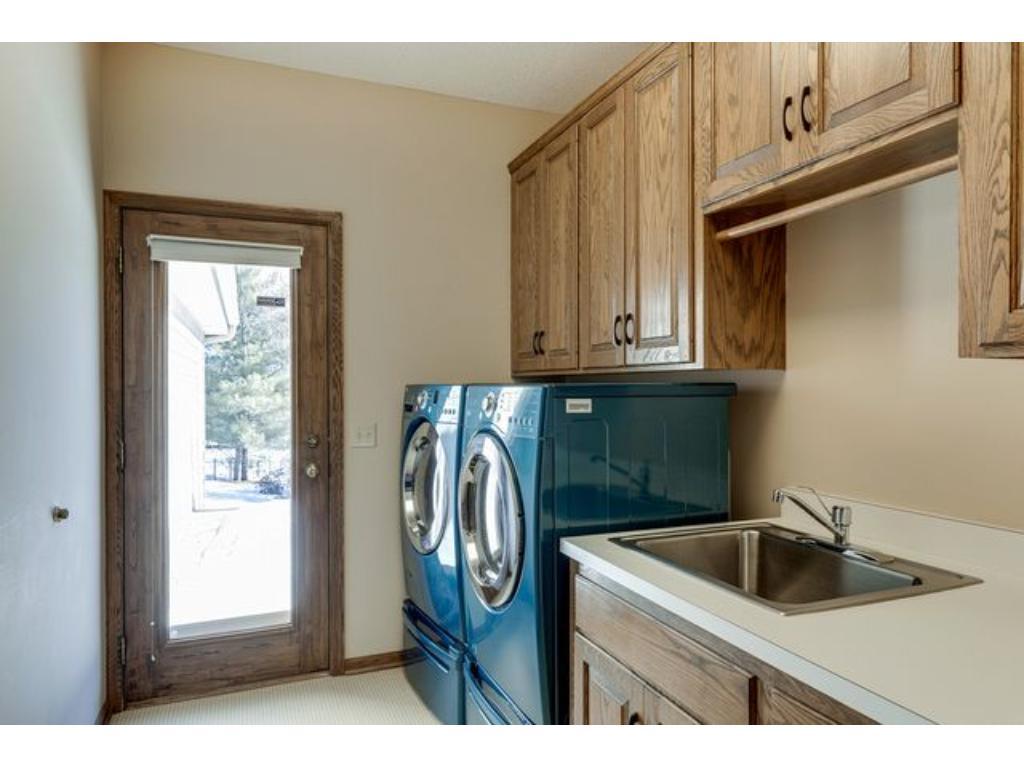 8805 Boulder Rise Eden Prairie, MN 55347 - Photo 12 of 23