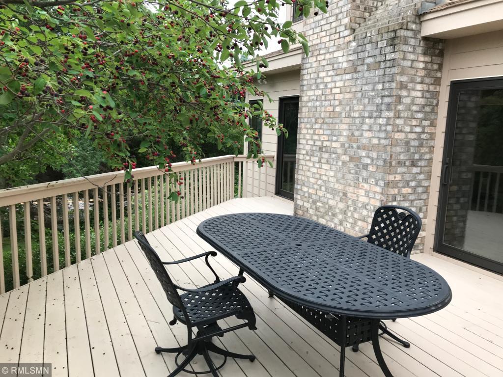 8805 Boulder Rise Eden Prairie, MN 55347 - Photo 21 of 23