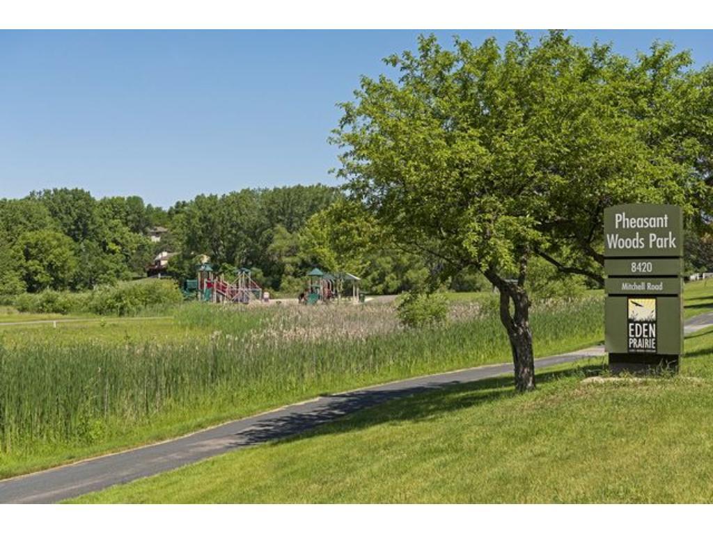 8805 Boulder Rise Eden Prairie, MN 55347 - Photo 23 of 23
