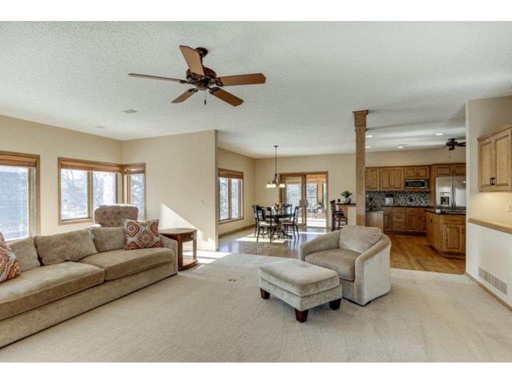 8805 Boulder Rise Eden Prairie, MN 55347 - Photo 6 of 23